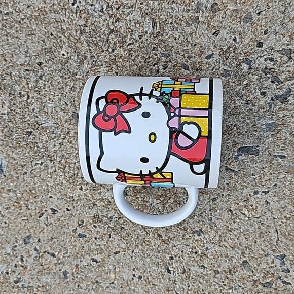 Hello Kitty Bundle - Picture 3 of 3